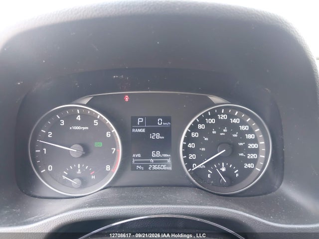 Hyundai Elantra Le 2017 5NPD74LF7HH052793 Image 7
