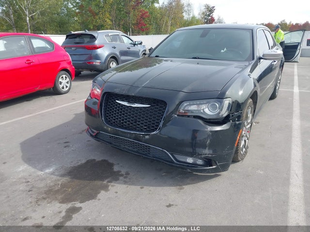2017 Chrysler 300 C Platinum მანქანა იყიდება აუქციონზე, vin: 2C3CCASG2HH534147, აუქციონის ნომერი: 12708632