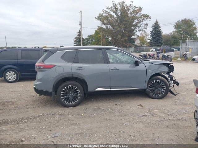 2025 Nissan Rogue Platinum მანქანა იყიდება აუქციონზე, vin: JN8BT3DD7SW303554, აუქციონის ნომერი: 12708639