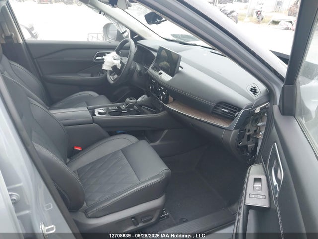 2025 Nissan Rogue Platinum მანქანა იყიდება აუქციონზე, vin: JN8BT3DD7SW303554, აუქციონის ნომერი: 12708639