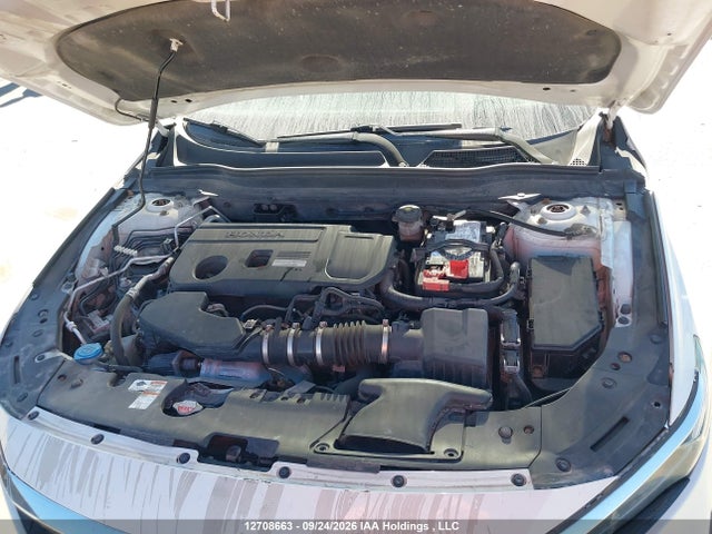 1HGCV2F93JA800143 Honda Accord Touring 2.0t