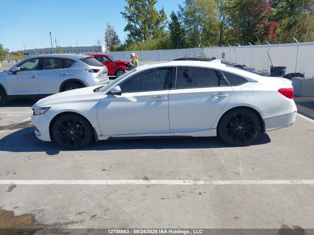 1HGCV2F93JA800143 Honda Accord Touring 2.0t