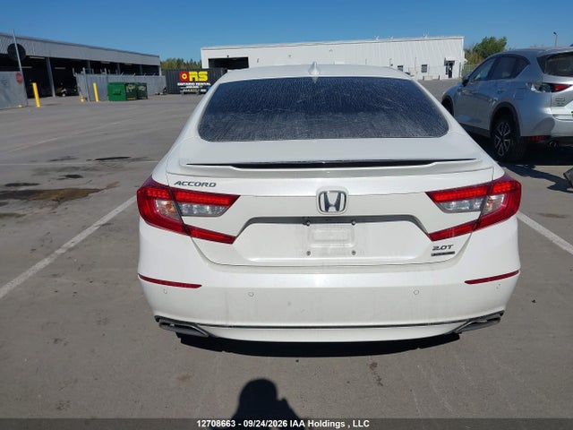 1HGCV2F93JA800143 Honda Accord Touring 2.0t