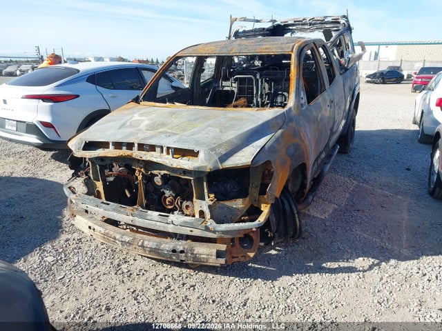 5TFUY5F16EX347628 Toyota Tundra Sr 5.7l V8