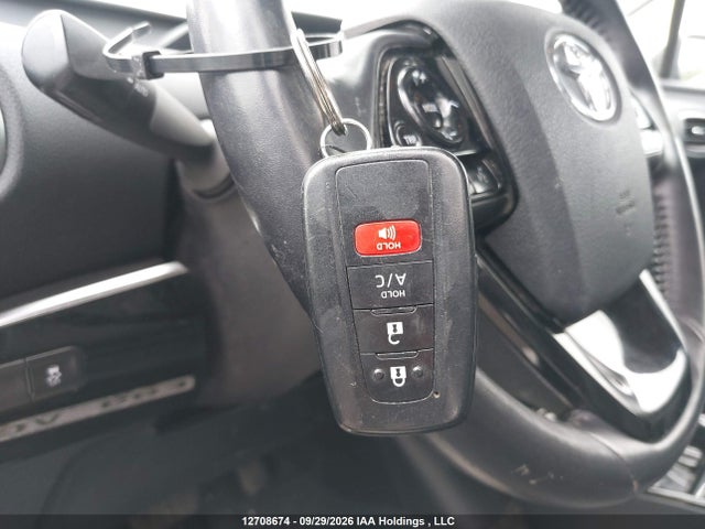 Toyota Prius Prime Upgrade 2022 JTDKAMFP9N3216663 Image 11