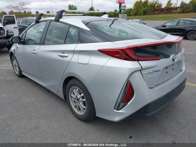 Toyota Prius Prime Upgrade 2022 JTDKAMFP9N3216663 Image 3