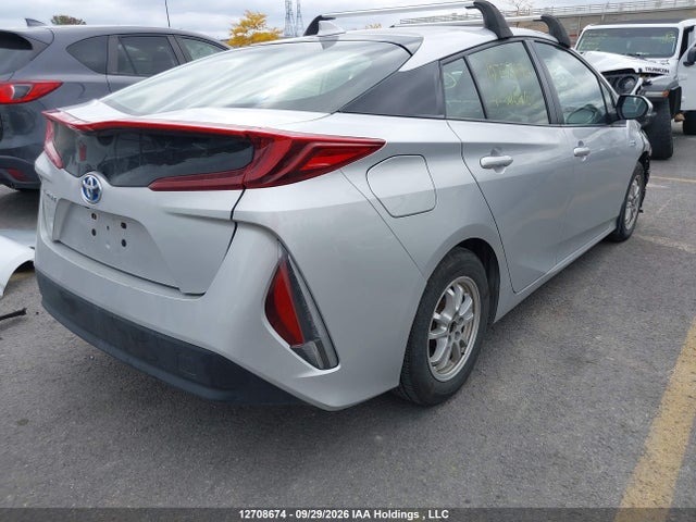 Toyota Prius Prime Upgrade 2022 JTDKAMFP9N3216663 Image 4