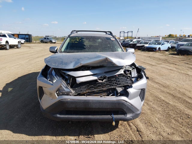 Toyota Rav4 Xle 2023 2T3R1RFV4PC345308 Image 12