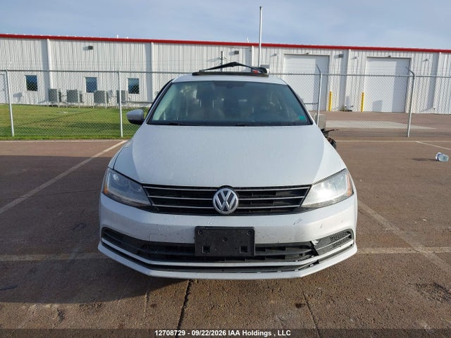12708729 :رقم المزاد ، 3VWB67AJXHM359482 vin ، 2017 Volkswagen Jetta Wolfsburg Edition مزاد بيع