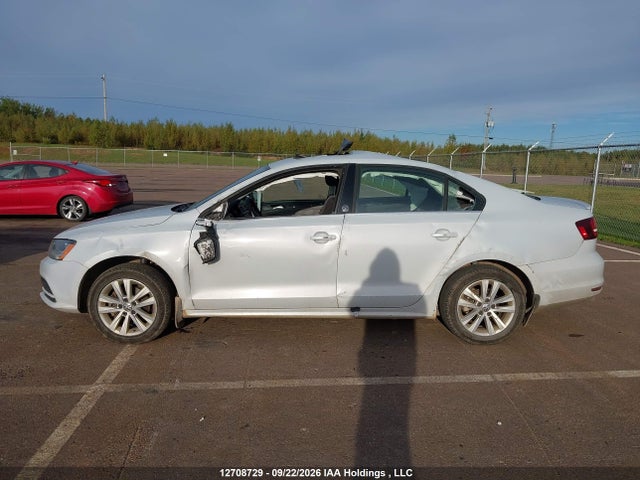 12708729 :رقم المزاد ، 3VWB67AJXHM359482 vin ، 2017 Volkswagen Jetta Wolfsburg Edition مزاد بيع