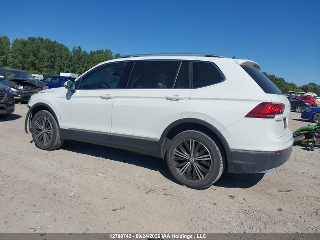 3VV4B7AXXJM142209 Volkswagen Tiguan Highline