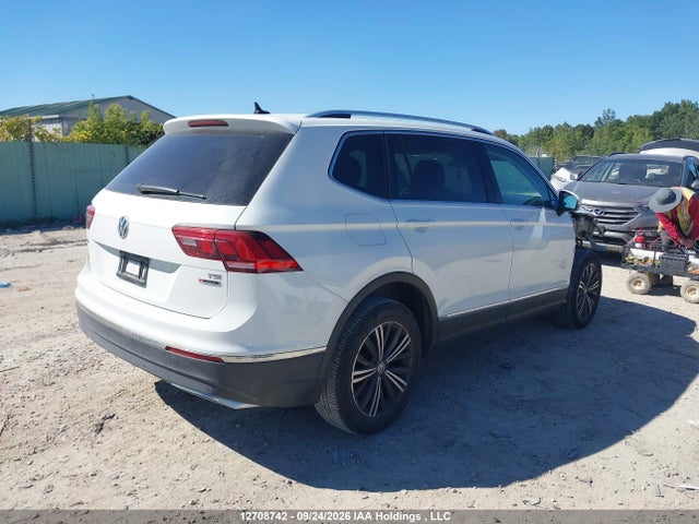 3VV4B7AXXJM142209 Volkswagen Tiguan Highline