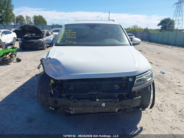 3VV4B7AXXJM142209 Volkswagen Tiguan Highline