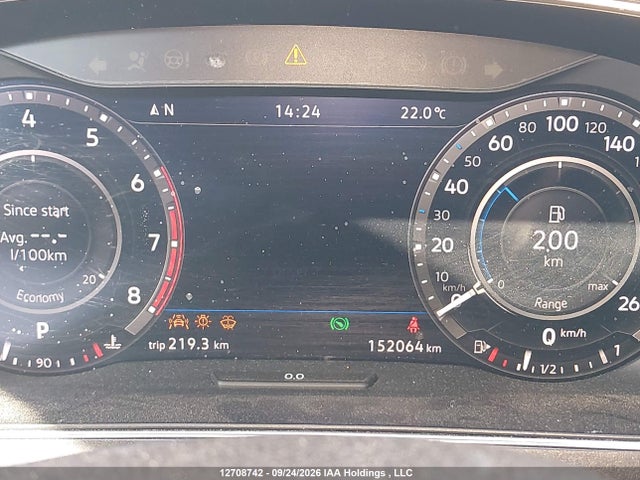 3VV4B7AXXJM142209 Volkswagen Tiguan Highline