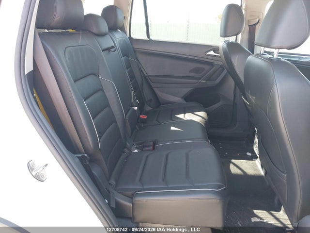3VV4B7AXXJM142209 Volkswagen Tiguan Highline