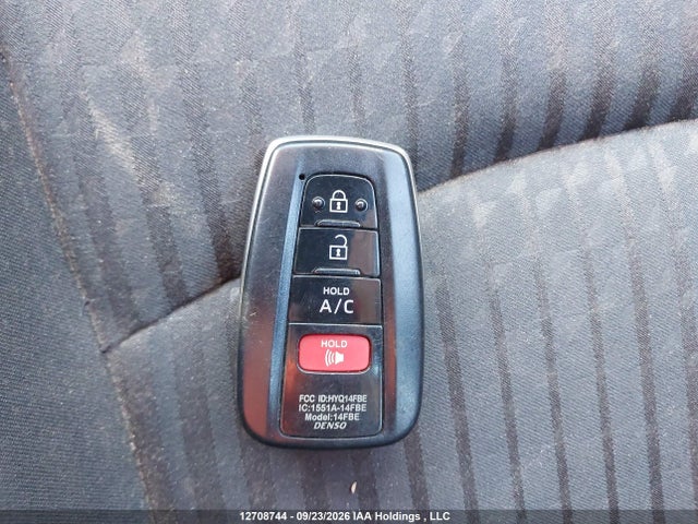 12708744 :رقم المزاد ، JTDKARFP8H3064490 vin ، 2017 Toyota Prius Prime مزاد بيع
