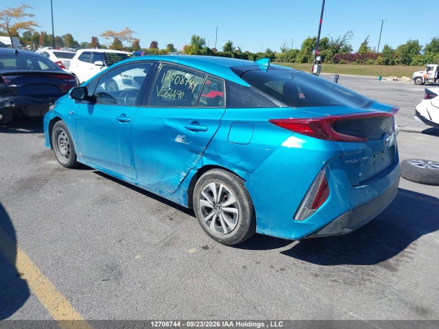 12708744 :رقم المزاد ، JTDKARFP8H3064490 vin ، 2017 Toyota Prius Prime مزاد بيع