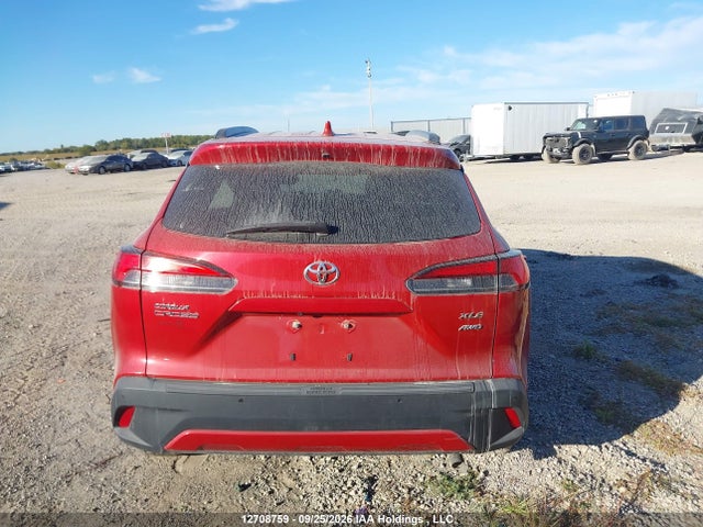 Toyota Corolla Cross Xle 2022 7MUDAABG7NV014616 Image 16