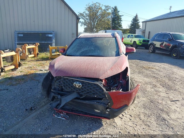 Toyota Corolla Cross Xle 2022 7MUDAABG7NV014616 Image 6