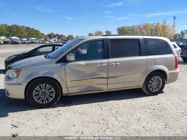 2C4RC1CG0GR100953 Chrysler Town &amp; Country Touring L