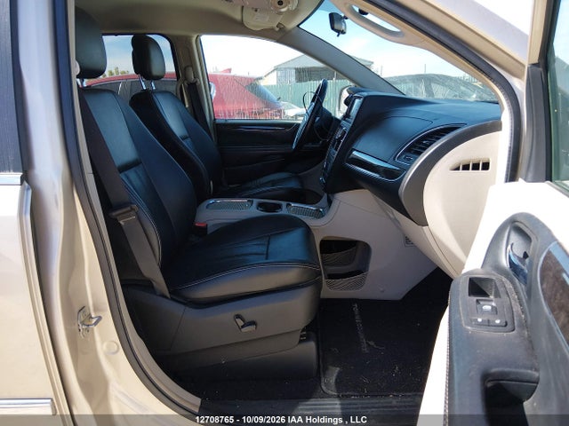 2C4RC1CG0GR100953 Chrysler Town &amp; Country Touring L
