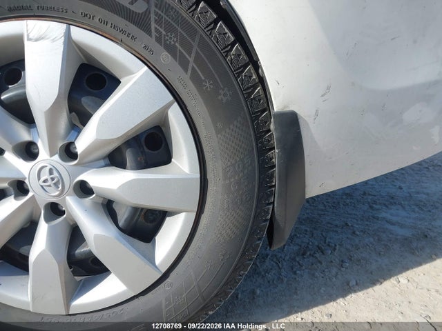 Продаж на аукціоні авто 2015 Toyota Corolla Le, vin: 2T1BURHE3FC321983, номер лоту: 12708769