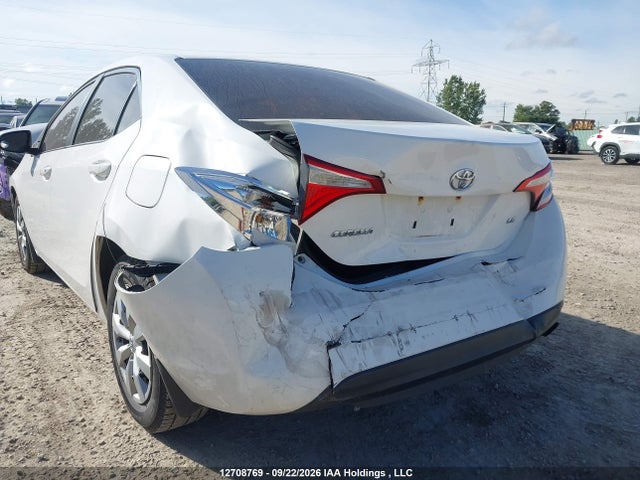 Продаж на аукціоні авто 2015 Toyota Corolla Le, vin: 2T1BURHE3FC321983, номер лоту: 12708769