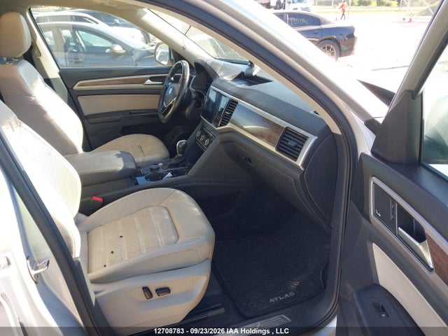 Продаж на аукціоні авто 2018 Volkswagen Atlas 3.6 Fsi Execline, vin: 1V2NR2CA3JC551890, номер лоту: 12708783