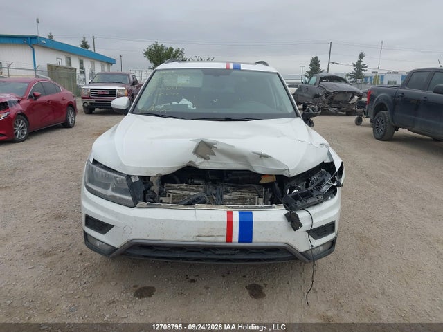 Продаж на аукціоні авто 2018 Volkswagen Tiguan Se/sel, vin: 3VV2B7AX9JM023929, номер лоту: 12708795