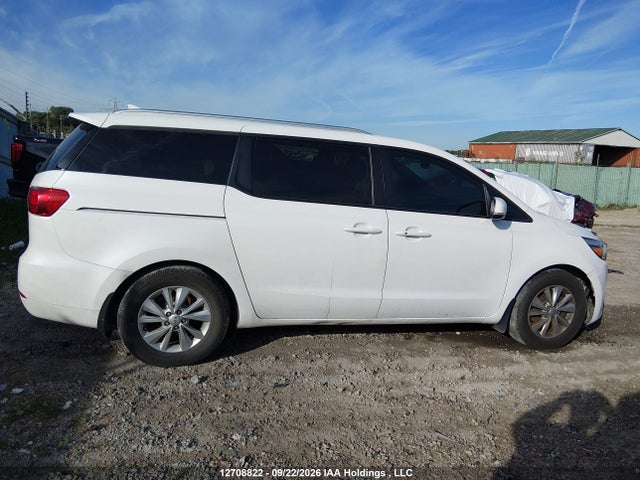 KIA SEDONA LX 2018 KNDMB5C15J6384353 Image 12