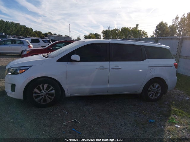 KIA SEDONA LX 2018 KNDMB5C15J6384353 Image 13