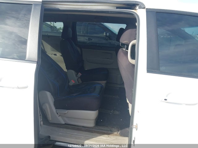 KIA SEDONA LX 2018 KNDMB5C15J6384353 Image 19