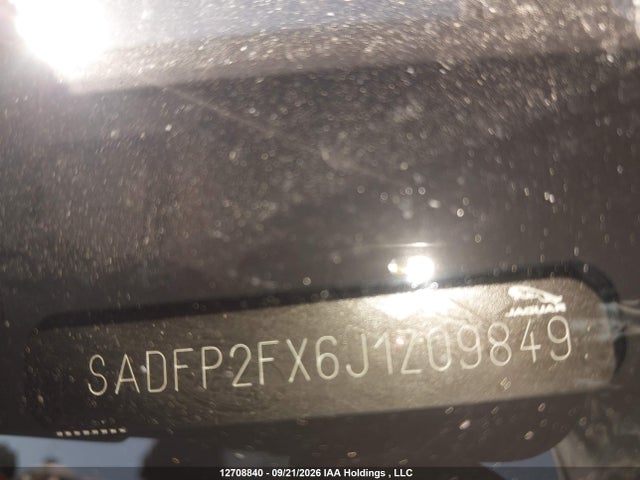Jaguar E-PACE SE 2018 SADFP2FX6J1Z09849 Image 19