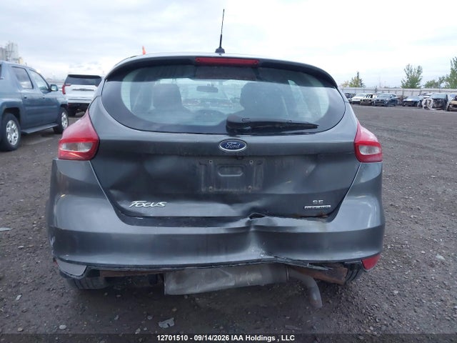 1FADP3K2XFL377509 Ford FOCUS SE