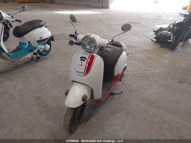12708845 :رقم المزاد ، LALAF7024D3000121 vin ، 2013 Honda Nch50 مزاد بيع
