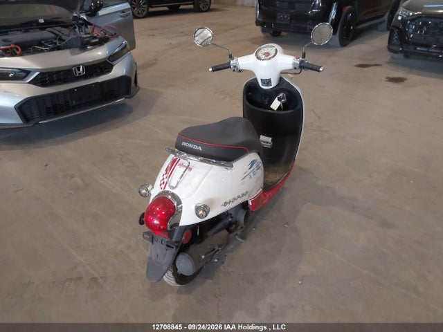 12708845 :رقم المزاد ، LALAF7024D3000121 vin ، 2013 Honda Nch50 مزاد بيع