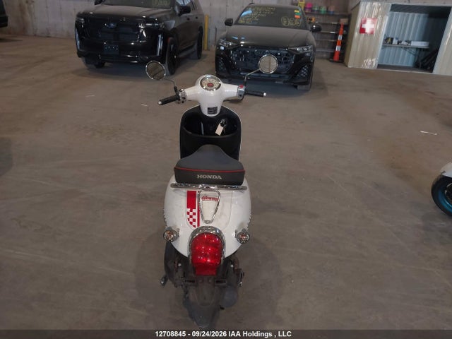 12708845 :رقم المزاد ، LALAF7024D3000121 vin ، 2013 Honda Nch50 مزاد بيع