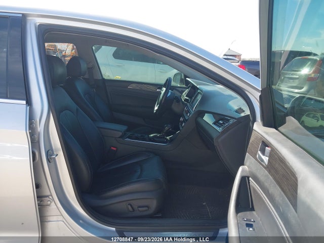 Продаж на аукціоні авто 2019 Hyundai Sonata Luxury, vin: 5NPE34AF1KH748480, номер лоту: 12708847