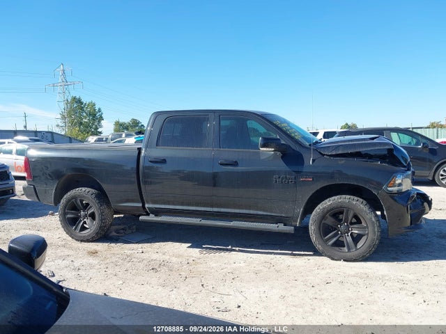 12708885 :رقم المزاد ، 1C6RR7UT1JS196991 vin ، 2018 Ram 1500 Sport مزاد بيع