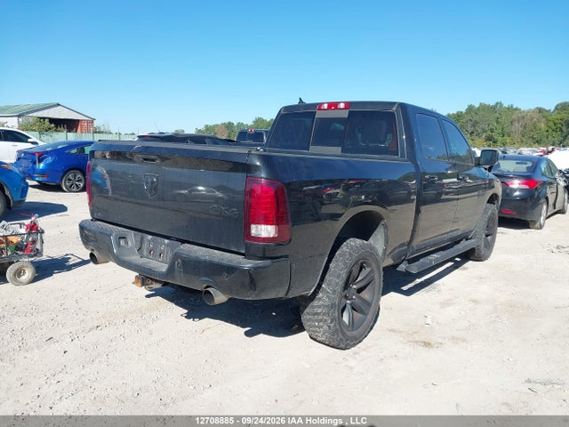 12708885 :رقم المزاد ، 1C6RR7UT1JS196991 vin ، 2018 Ram 1500 Sport مزاد بيع