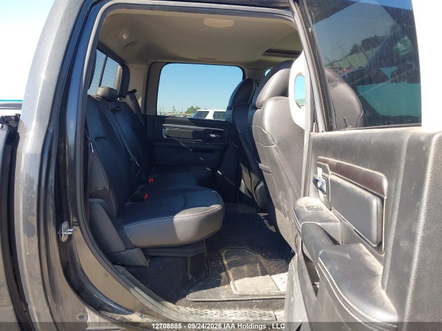12708885 :رقم المزاد ، 1C6RR7UT1JS196991 vin ، 2018 Ram 1500 Sport مزاد بيع