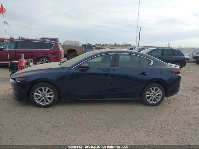Aukcja sprzedaży 2022 Mazda Mazda3 Gs, vin: 3MZBPACL8NM308079, numer aukcji: 12708892