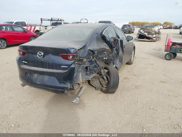 Aukcja sprzedaży 2022 Mazda Mazda3 Gs, vin: 3MZBPACL8NM308079, numer aukcji: 12708892