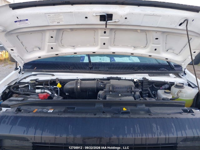 Ford Econoline E450 Super Duty Cutaway Van 2026 1FDWE4FN1TDD18336 Image 9