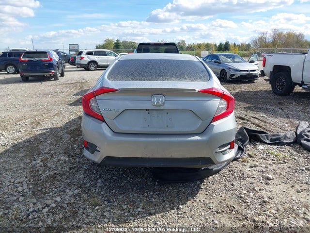 Honda Civic 2018 2HGFC2F62JH031693 Image 16