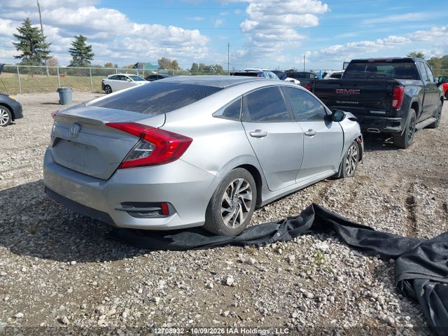 Honda Civic 2018 2HGFC2F62JH031693 Image 4