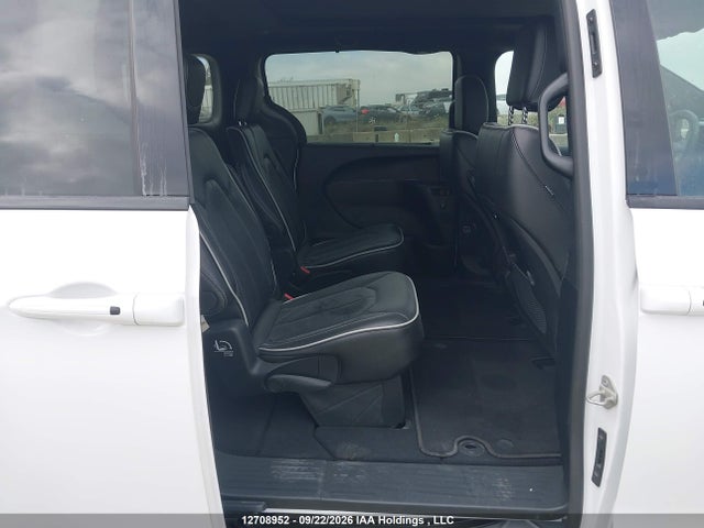 Продаж на аукціоні авто 2025 Chrysler Pacifica Limited, vin: 2C4RC1GG0SR582021, номер лоту: 12708952