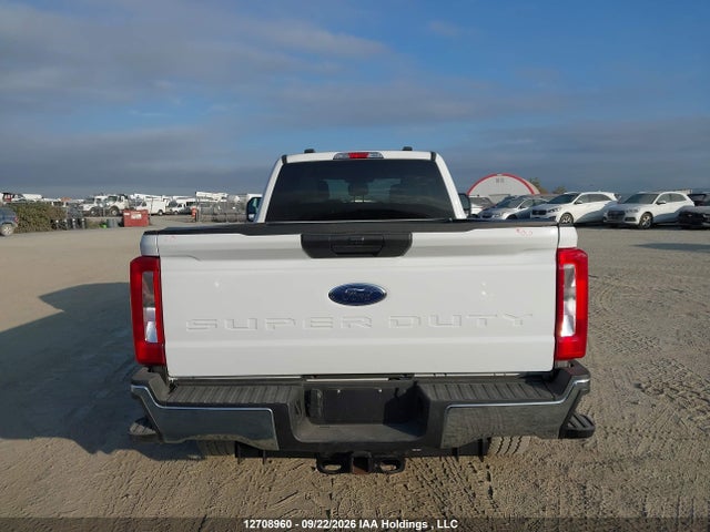 Ford F350 Super Duty 2026 1FT8W3BT7TEE49676 Image 17
