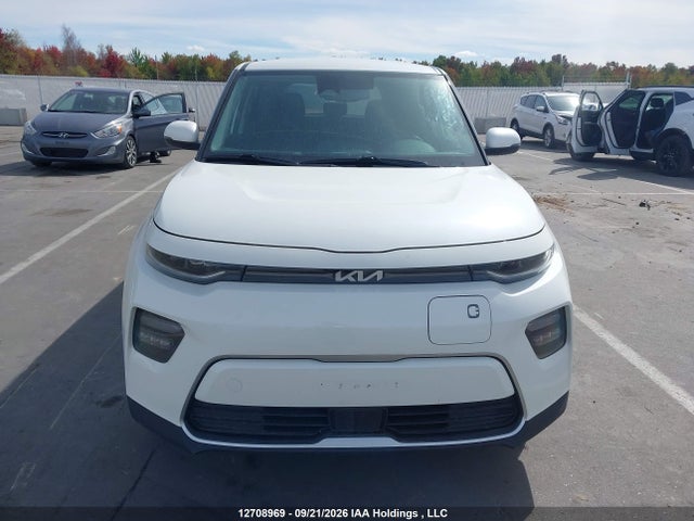 Продажа на аукционе авто 2023 Kia Soul Ev, vin: KNDJ23A29P7030079, номер лота: 12708969