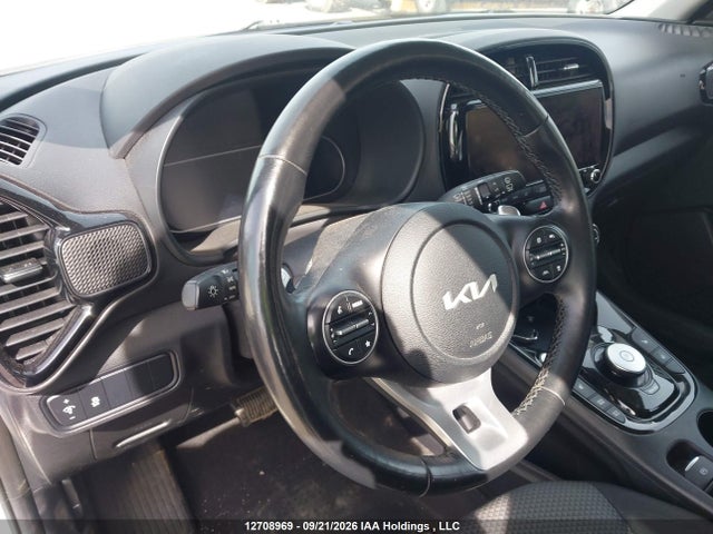 Продажа на аукционе авто 2023 Kia Soul Ev, vin: KNDJ23A29P7030079, номер лота: 12708969